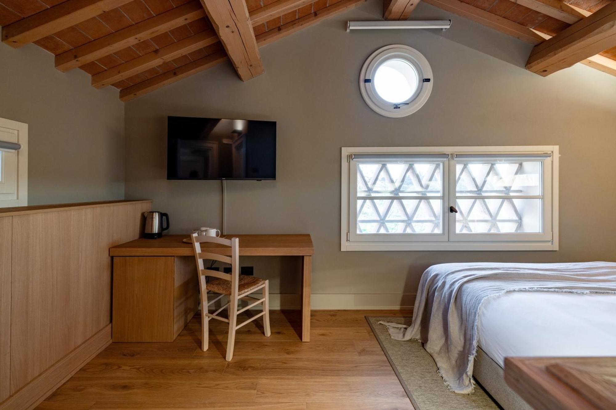 Colle Alberti Country House Черрето-Гвиди Экстерьер фото